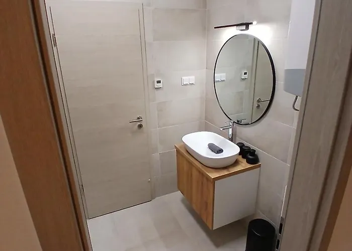 Fenyvesliget V * Balatonfenyves