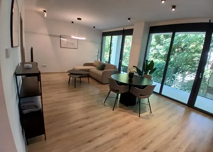 Fenyvesliget V Balatonfenyves